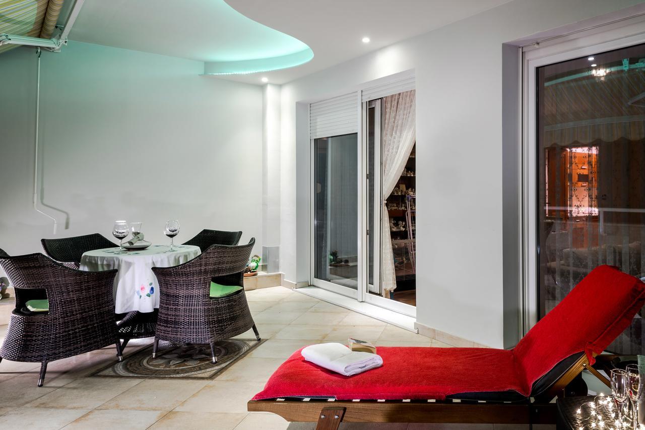 Luxury Seaside Apartment Split Exteriör bild