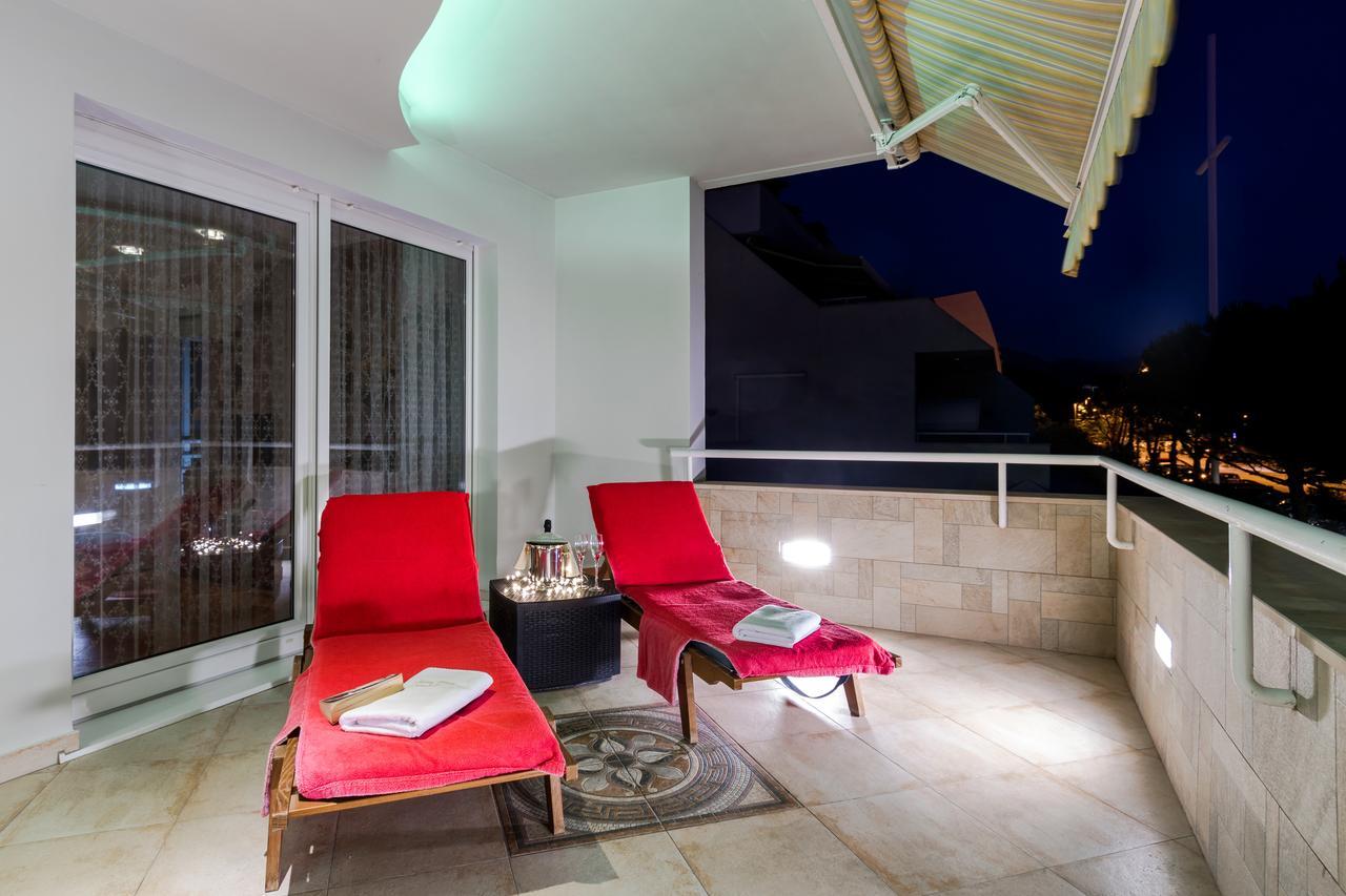 Luxury Seaside Apartment Split Exteriör bild